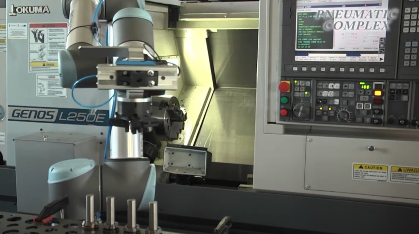Zestaw Pneumatic Complex z robotem Universal Robots