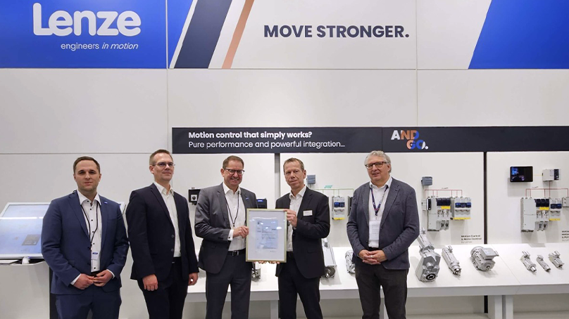 Lenze z certyfikacją IEC 62443-4-1. TÜV Rheinland potwierdza bezpieczny proces rozwoju produktów