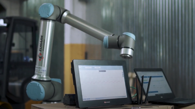 cobot Universal Robots, sterownik Unitronics