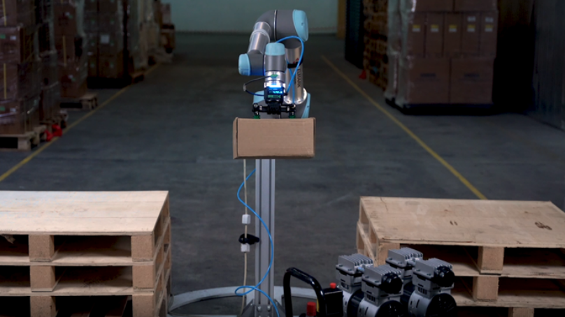 robot Universal Robots, chwytak podciśnieniowy Piab