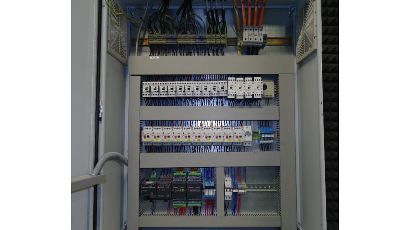 Unitronics: Sterowanie klimatyzacją w serwerowni Linxdatacenter