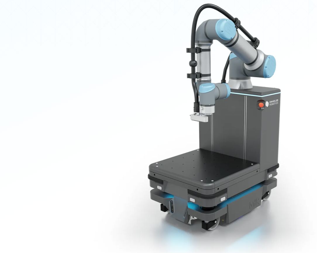 Mobilny robot współpracujący MC250: platforma AMR z ramieniem robotycznym